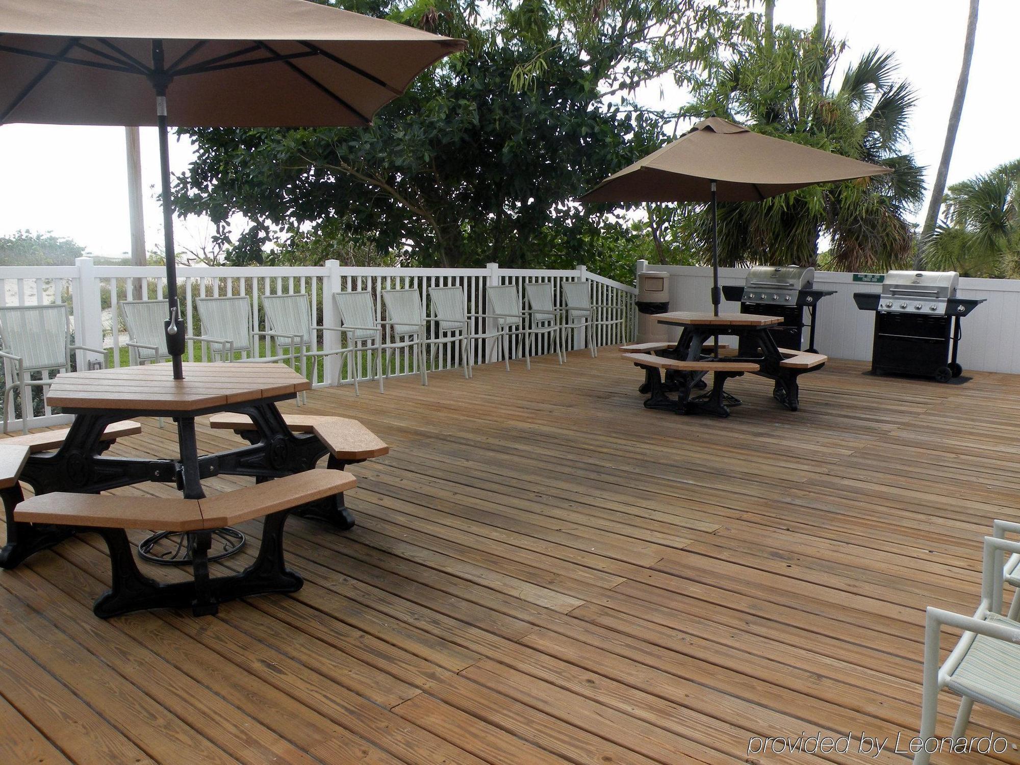 Surf Beach Resort By Sunsational Beach Rentals St. Pete Beach Restoran foto